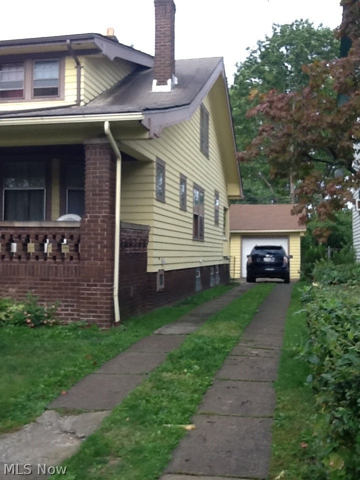 3584 Menlo Road Cleveland, OH 44120 - Photo 2 of 30