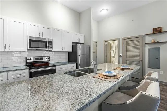 $250,000 | 782 Riverfront Parkway, Unit 112, Chattanooga, TN 37402