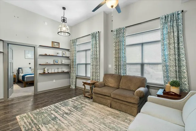 $250,000 | 782 Riverfront Parkway, Unit 112, Chattanooga, TN 37402