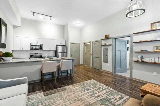 $250,000 | 782 Riverfront Parkway, Unit 112, Chattanooga, TN 37402