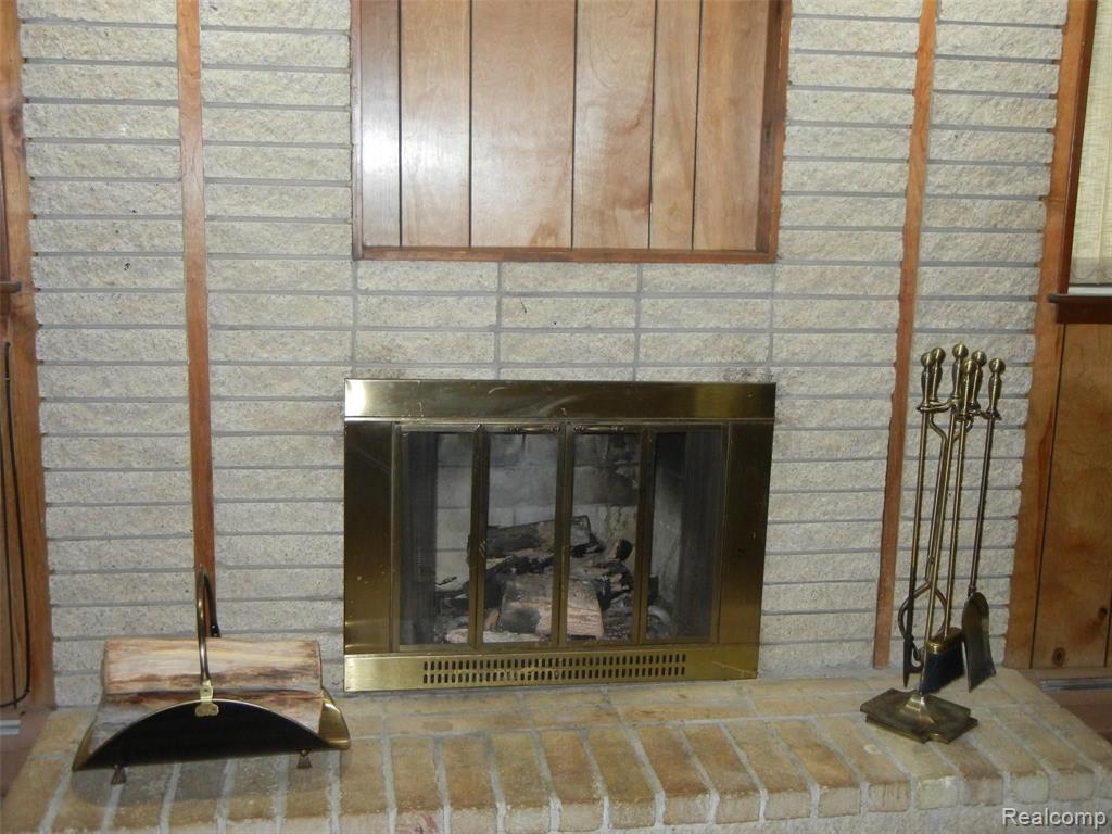 23960 Rockingham Street Southfield, MI 48033 - Photo 22 of 42