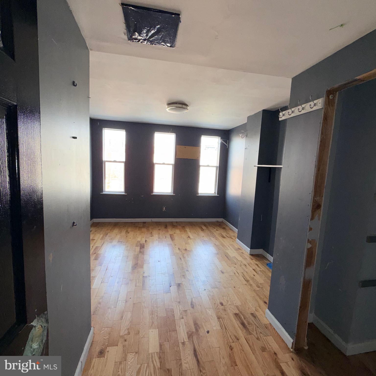 1133 Sargeant Street Baltimore, MD 21223 - Photo 4 of 19