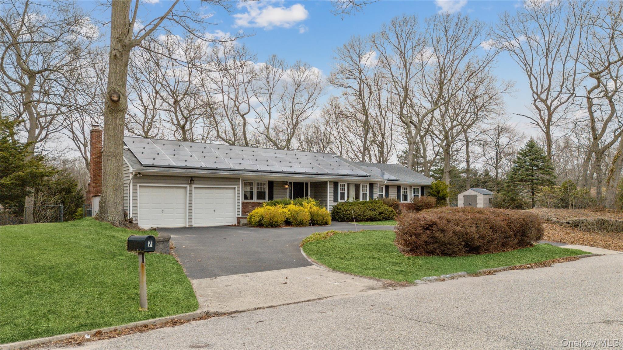 7 Fox Road East Setauket, NY 11733 - Photo 2 of 36