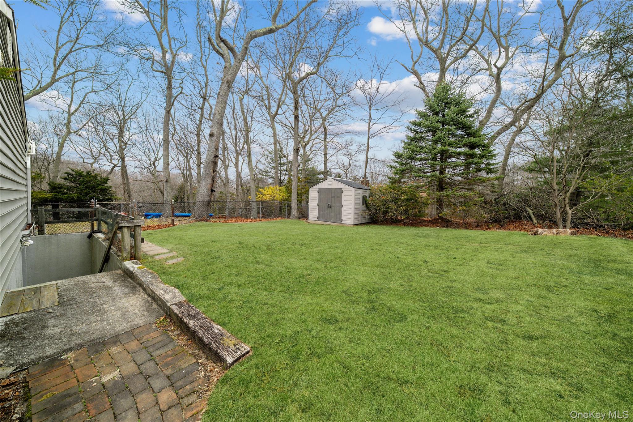 7 Fox Road East Setauket, NY 11733 - Photo 30 of 36