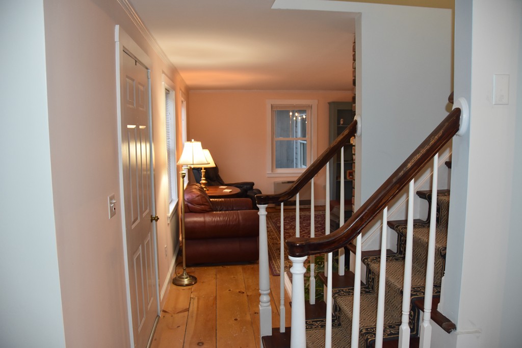117 County Road Oak Bluffs, MA 02557 - Photo 11 of 19 Gallery Image 11