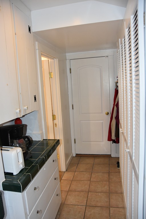 117 County Road Oak Bluffs, MA 02557 - Photo 7 of 19 Gallery Image 7