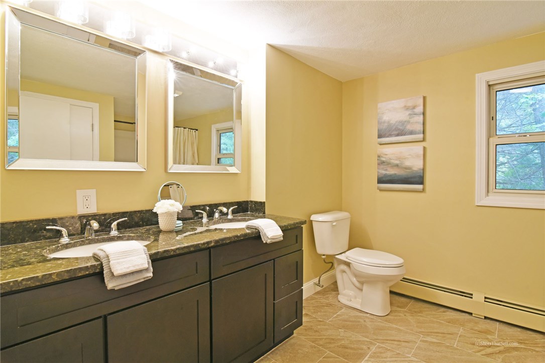 4172 Flat River Road Coventry, RI 02827 - Photo 25 of 37