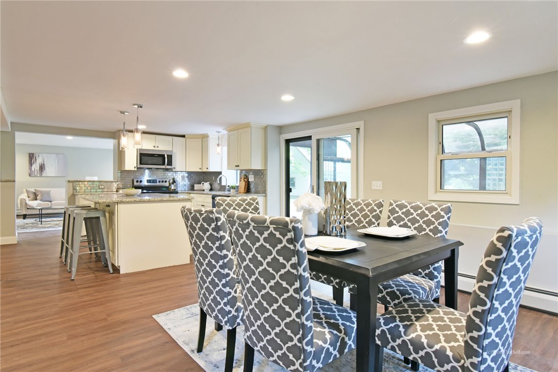 4172 Flat River Road Coventry, RI 02827 - Photo 6 of 37