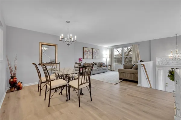 $387,000 | 404 Belvedere Lane, Aurora, IL 60502