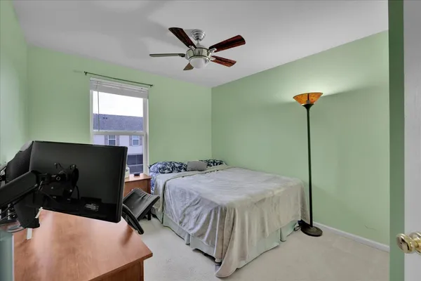 $387,000 | 404 Belvedere Lane, Aurora, IL 60502