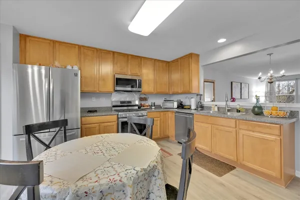$387,000 | 404 Belvedere Lane, Aurora, IL 60502