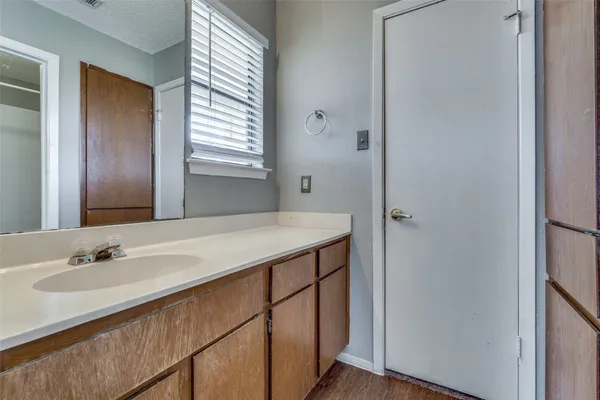 $1,450 | 5303 Indio Cove, Unit D, Austin, TX 78745