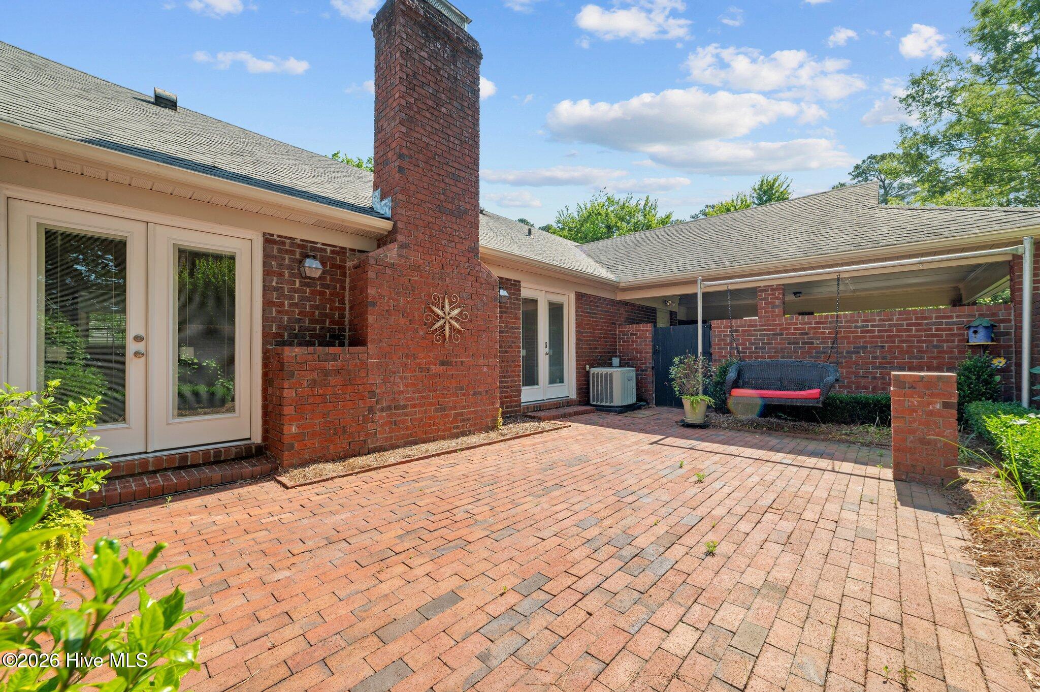 809 Greenbriar Road Kinston, NC 28501 - Photo 47 of 47 47-web-or-mls-LHV_0136