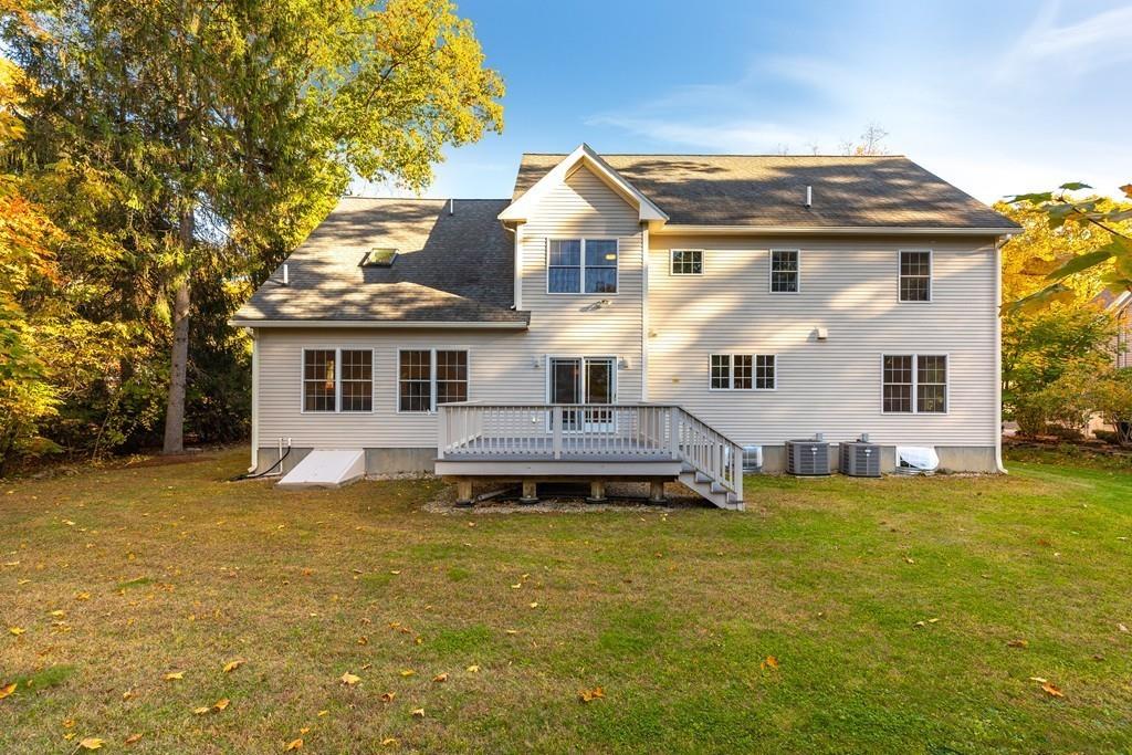30 Woodcliffe Road Lexington, MA 02421 - Photo 3 of 28