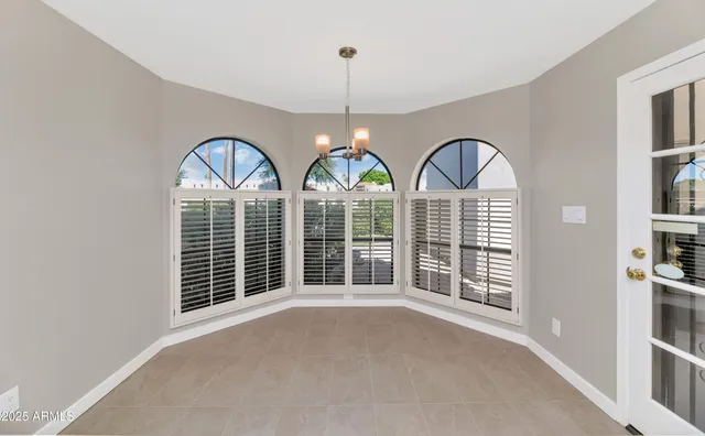 $605,000 | 4009 East Round Hill Drive, Phoenix, AZ 85028