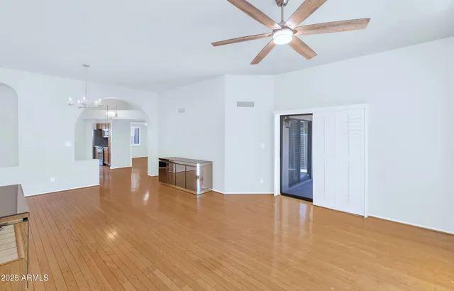 $605,000 | 4009 East Round Hill Drive, Phoenix, AZ 85028