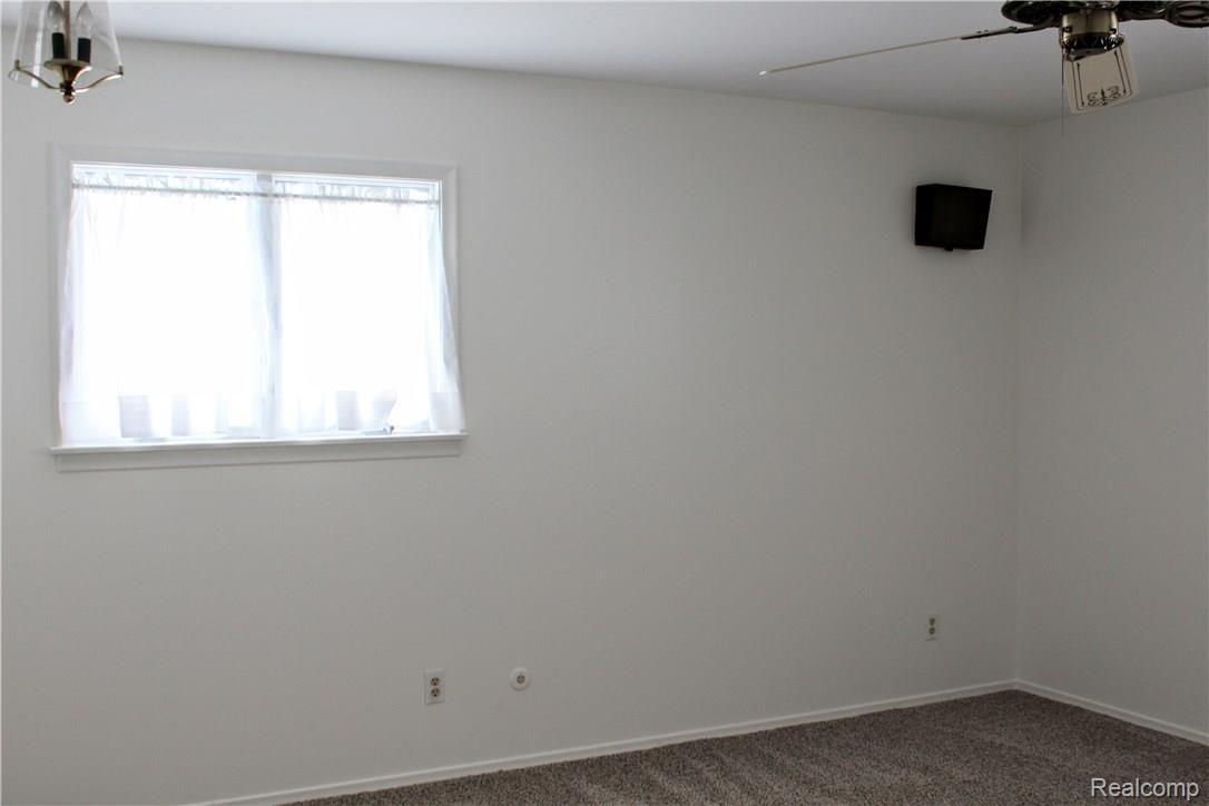5320 Farrand Road Clio, MI 48420 - Photo 37 of 55 IMG_0428.jpg