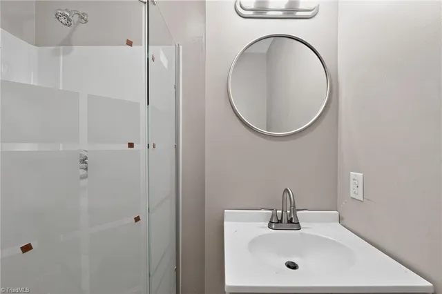 $285,000 | 4701 Highway 220, Summerfield, NC 27358