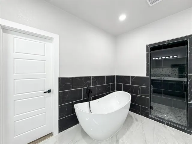 $399,999 | 2130 Kathleen Avenue, Dallas, TX 75216