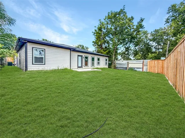 $399,999 | 2130 Kathleen Avenue, Dallas, TX 75216