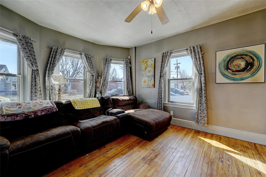 141 Farm Street Woonsocket, RI 02895 - Photo 11 of 28