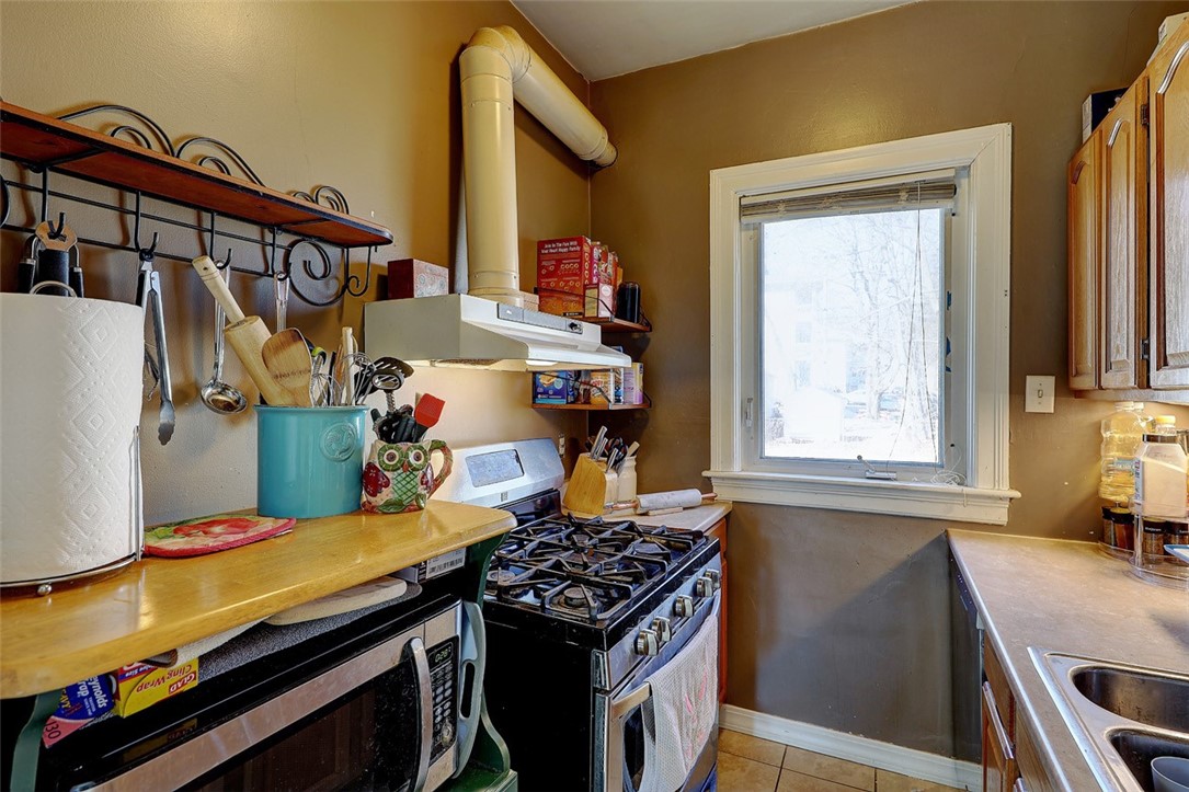 141 Farm Street Woonsocket, RI 02895 - Photo 17 of 28