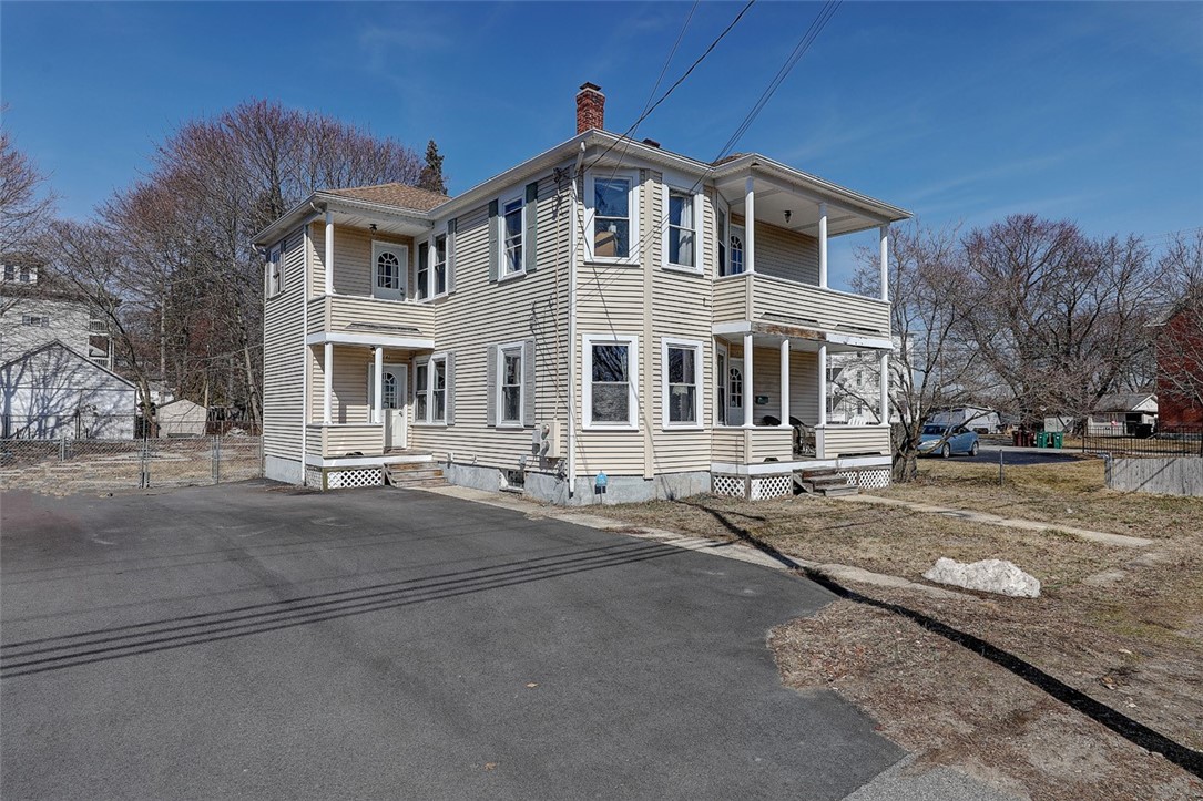 141 Farm Street Woonsocket, RI 02895 - Photo 2 of 28