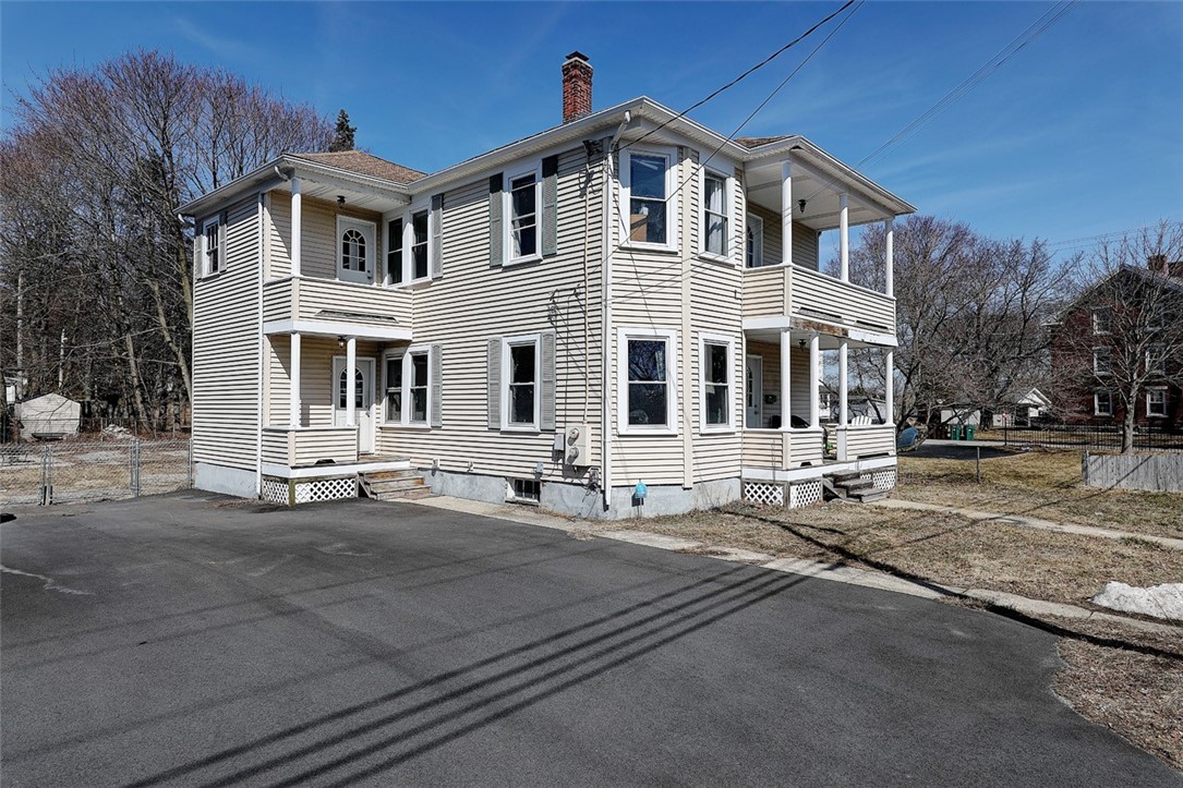141 Farm Street Woonsocket, RI 02895 - Photo 7 of 28