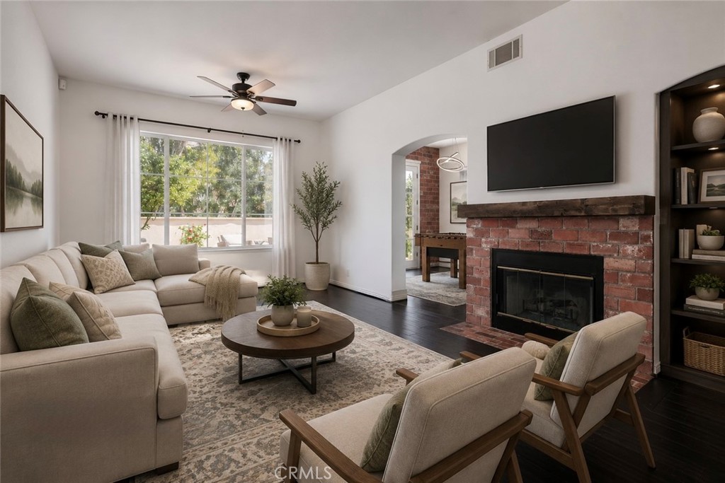 1175 Corte Riviera Camarillo, CA 93010 - Photo 5 of 33 Edited Virtual Staged Living room using AI