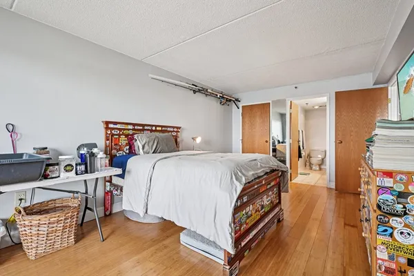 $425,000 | 200 Cove Way, Unit 1004, Quincy, MA 02169