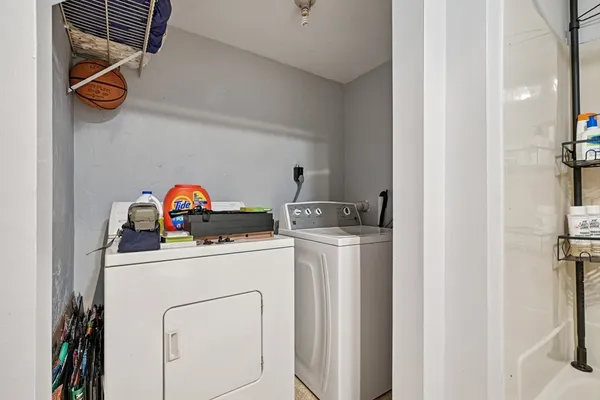 $425,000 | 200 Cove Way, Unit 1004, Quincy, MA 02169