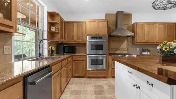 $3,500 | 218 River Oaks, Combine, TX 75159