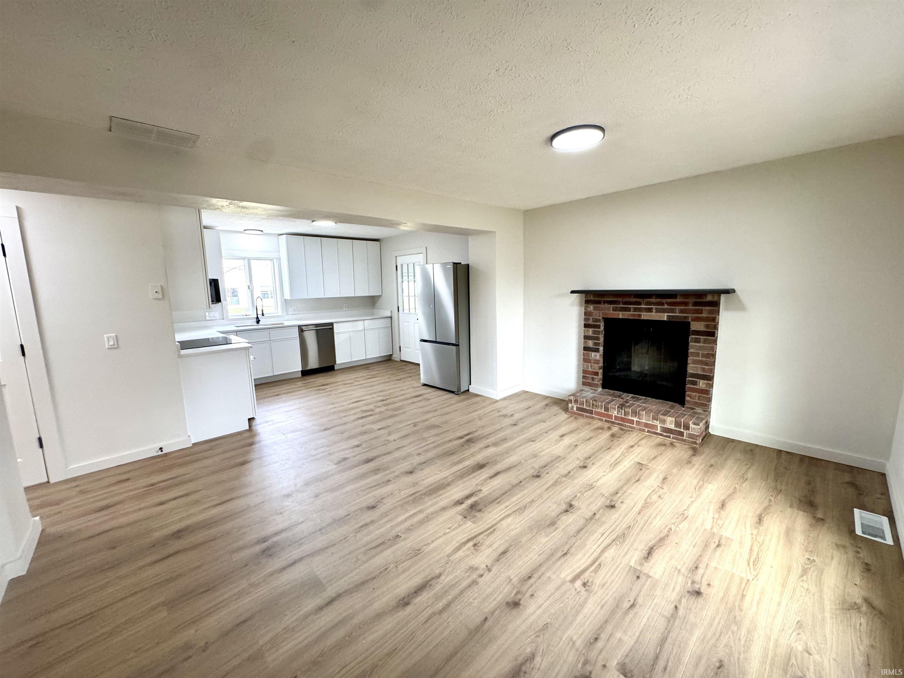 3503 South Webster Street Kokomo, IN 46902 - Photo 2 of 17