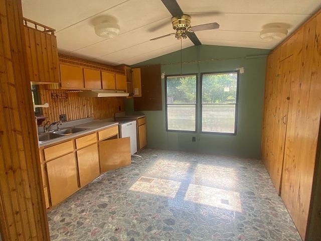 283 Mayor Ridge Flatwoods, KY 41139 - Photo 5 of 11 Gallery Image 5