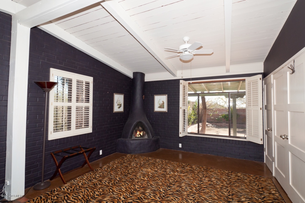 4550 North Hacienda Del Sol Road Tucson, AZ 85718 - Photo 28 of 32