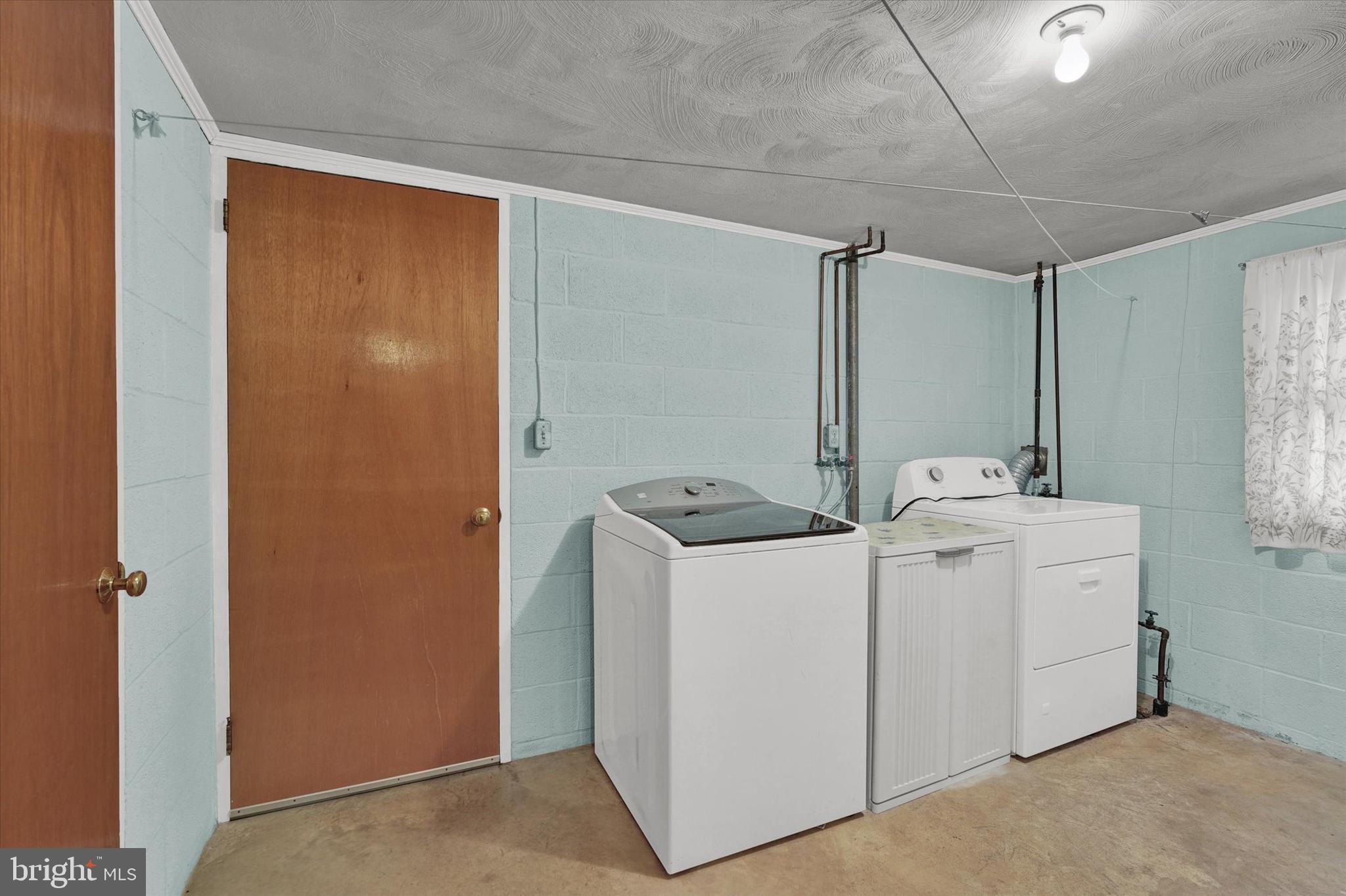 470 Maywood Road York, PA 17402 - Photo 18 of 28 Gallery Image 18