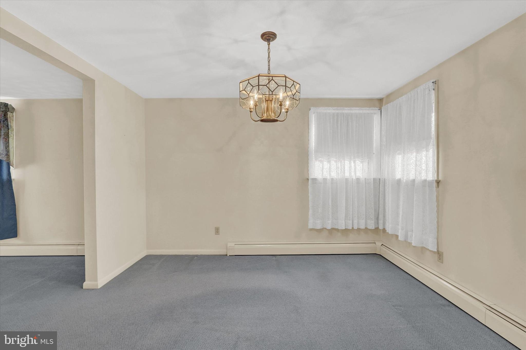 470 Maywood Road York, PA 17402 - Photo 7 of 28 Gallery Image 7