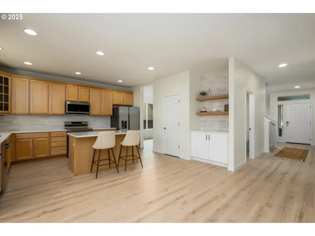 $625,300 | 1145 Ludgate Drive, Eugene, OR 97402