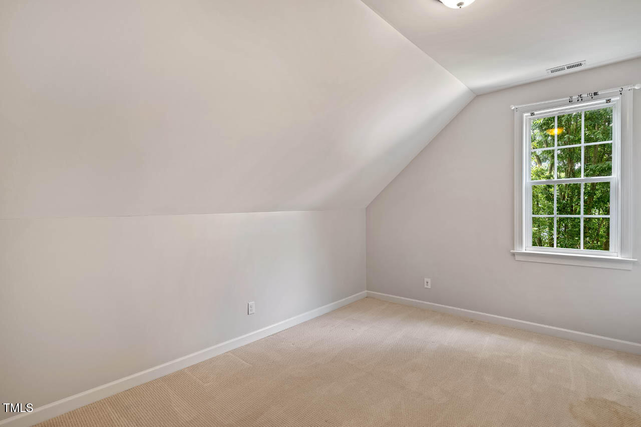 5205 Coffee Tree Drive Raleigh, NC 27613 - Photo 39 of 51 2505CoffeeTreeLn-036