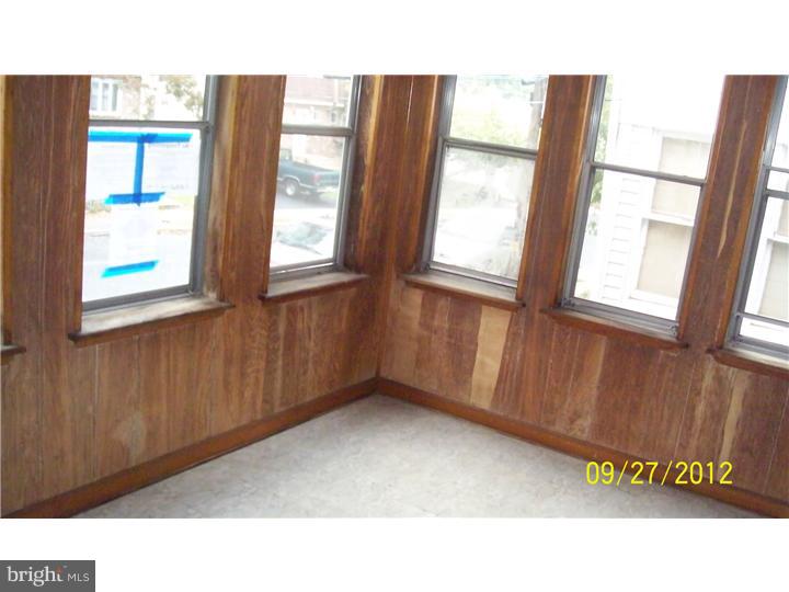 115 Rhodes Avenue Collingdale, PA 19023 - Photo 3 of 13 Enclosed Porch