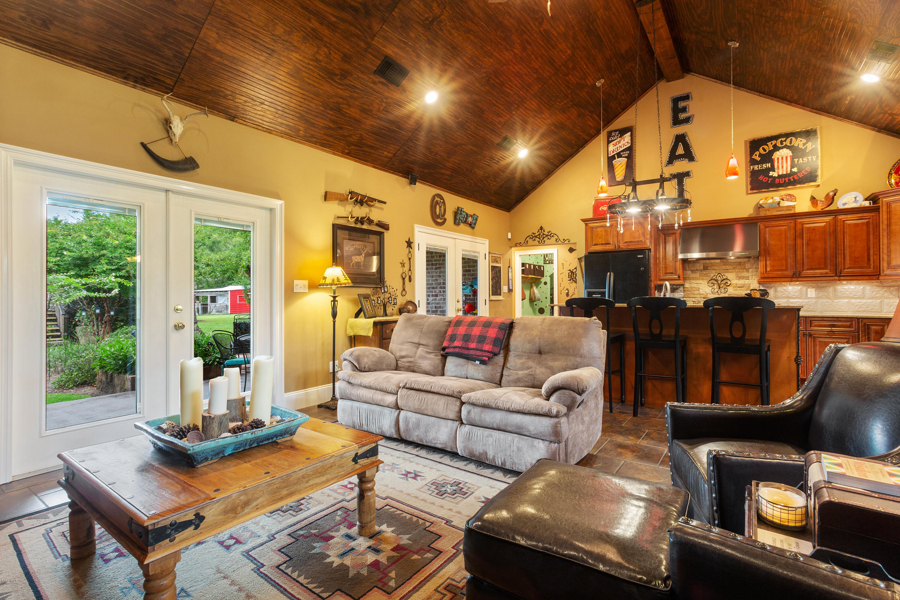 23161 Mennonite Road Gulfport, MS 39503 - Photo 6 of 43 007