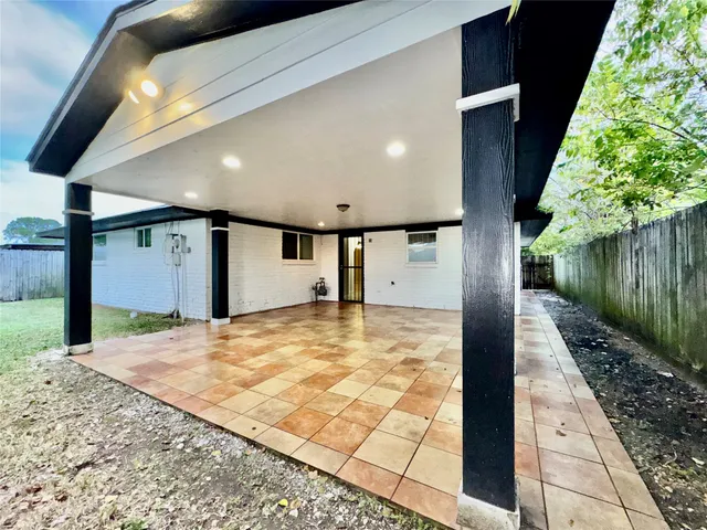 a view of an entryway