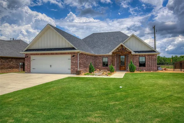 $395,000 | 326 Koby Circle, Sulphur Springs, TX 75482