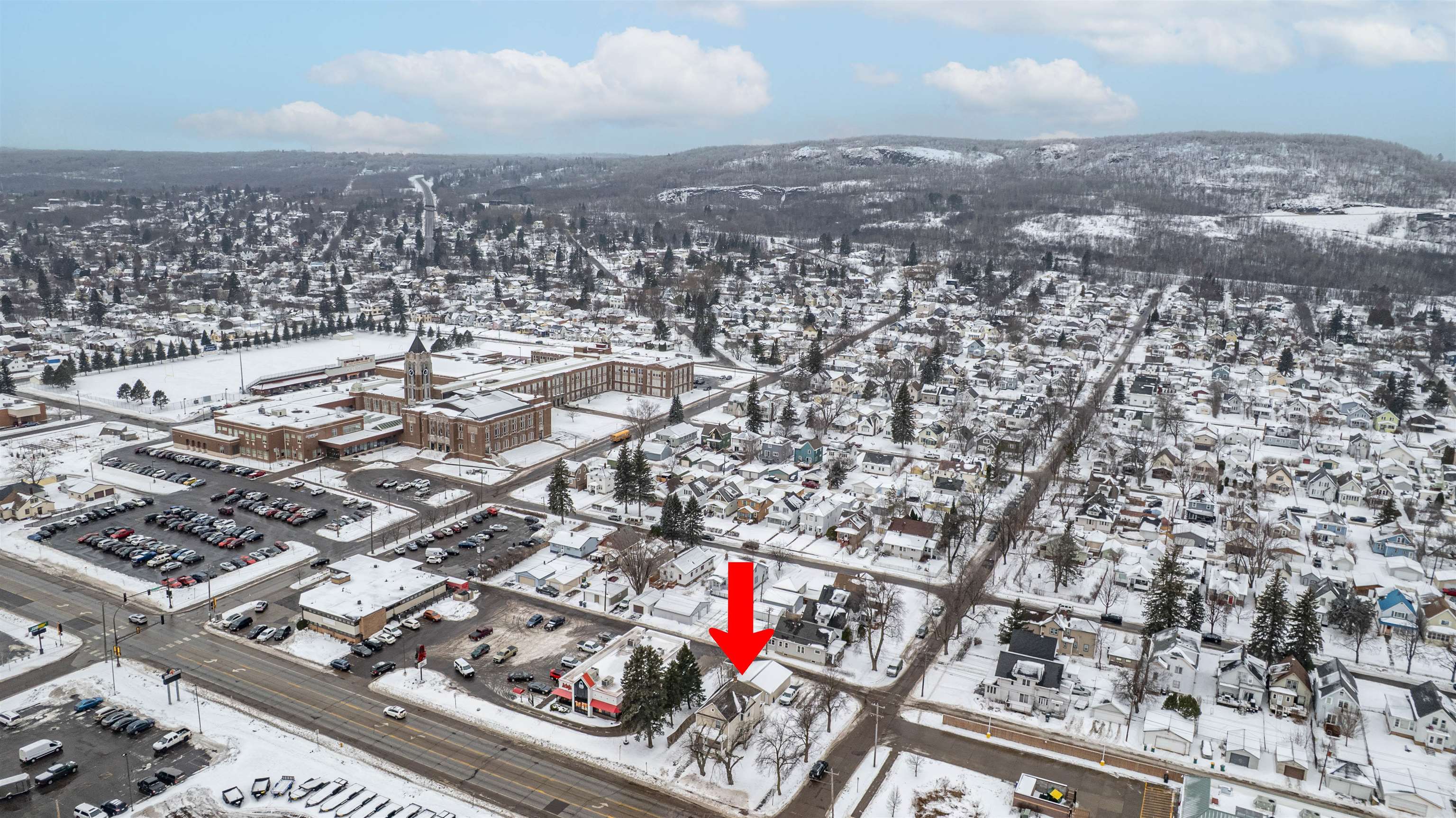 4303 Grand Avenue Duluth, MN 55807 - Photo 2 of 25