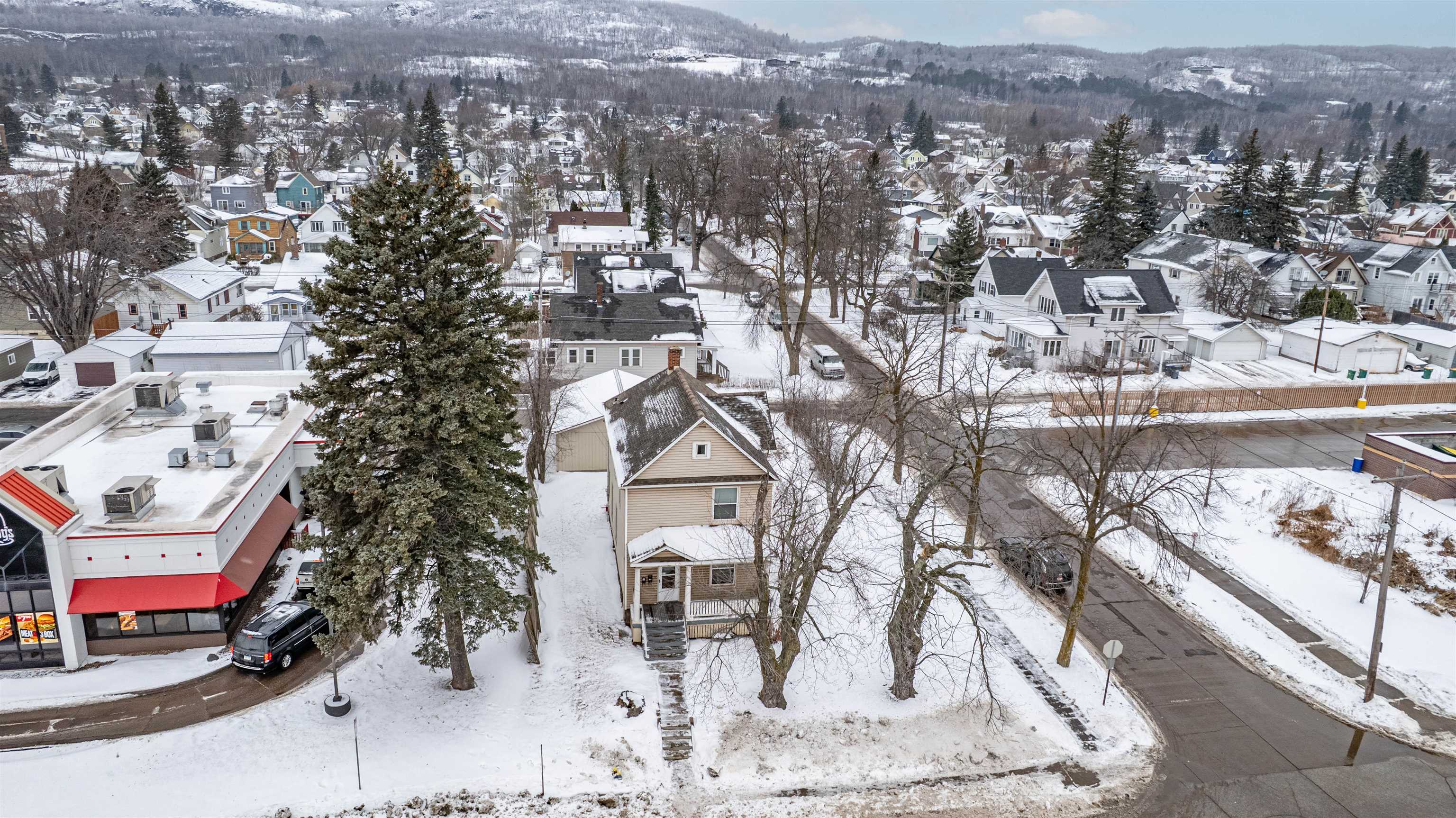 4303 Grand Avenue Duluth, MN 55807 - Photo 23 of 25