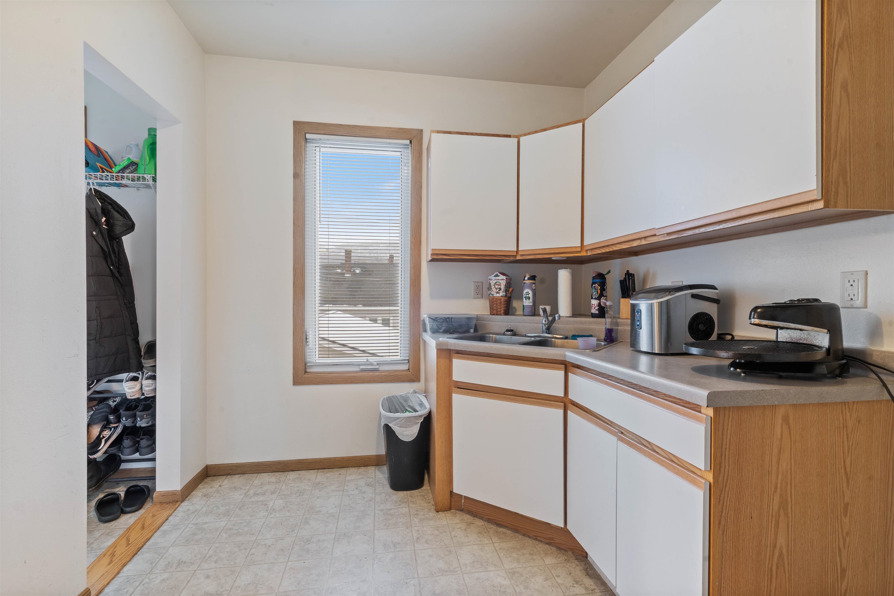 4303 Grand Avenue Duluth, MN 55807 - Photo 7 of 25