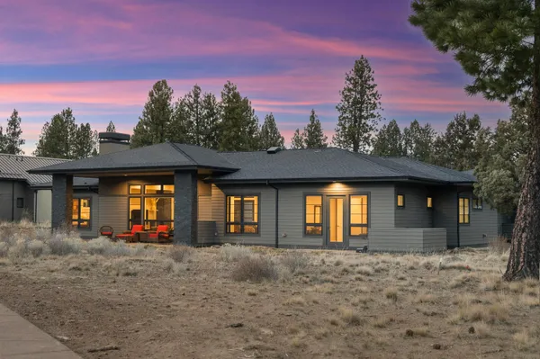 $2,295,000 | 61547 Hosmer Lake Drive, Bend, OR 97702