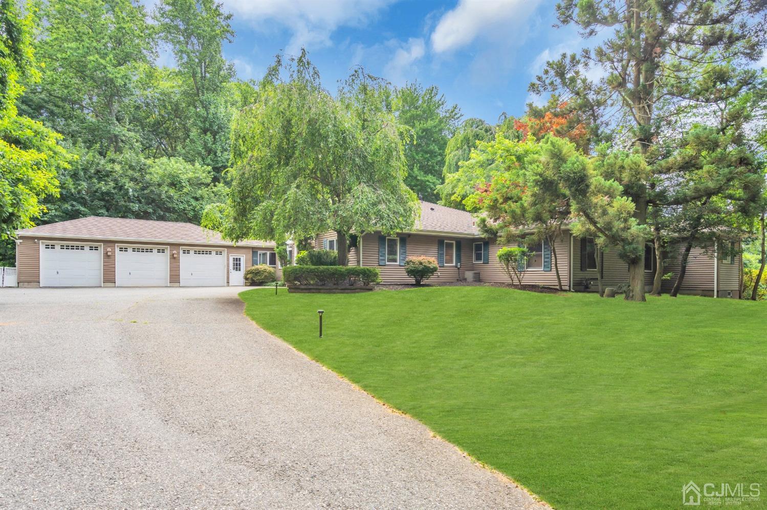 508 Red Hill Road Middletown, NJ 07748 - Photo 2 of 45