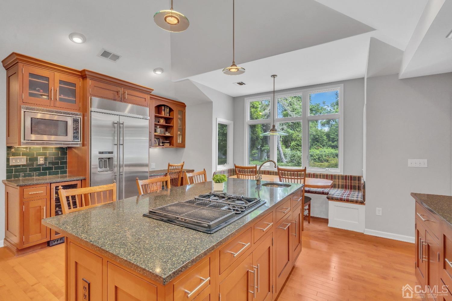 508 Red Hill Road Middletown, NJ 07748 - Photo 8 of 45