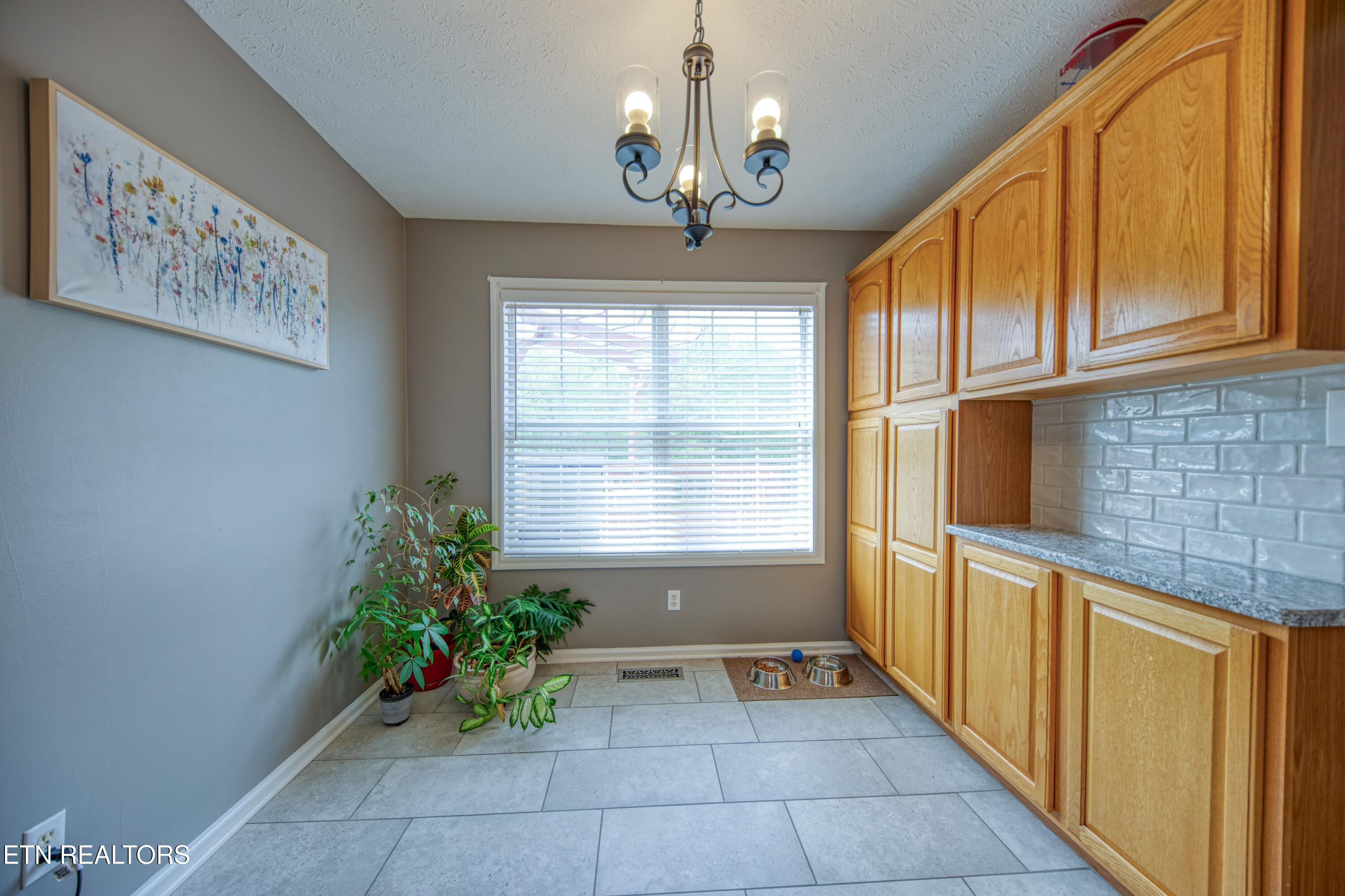 6124 Rivers Run Drive Knoxville, TN 37914 - Photo 14 of 28 Breakfast nook